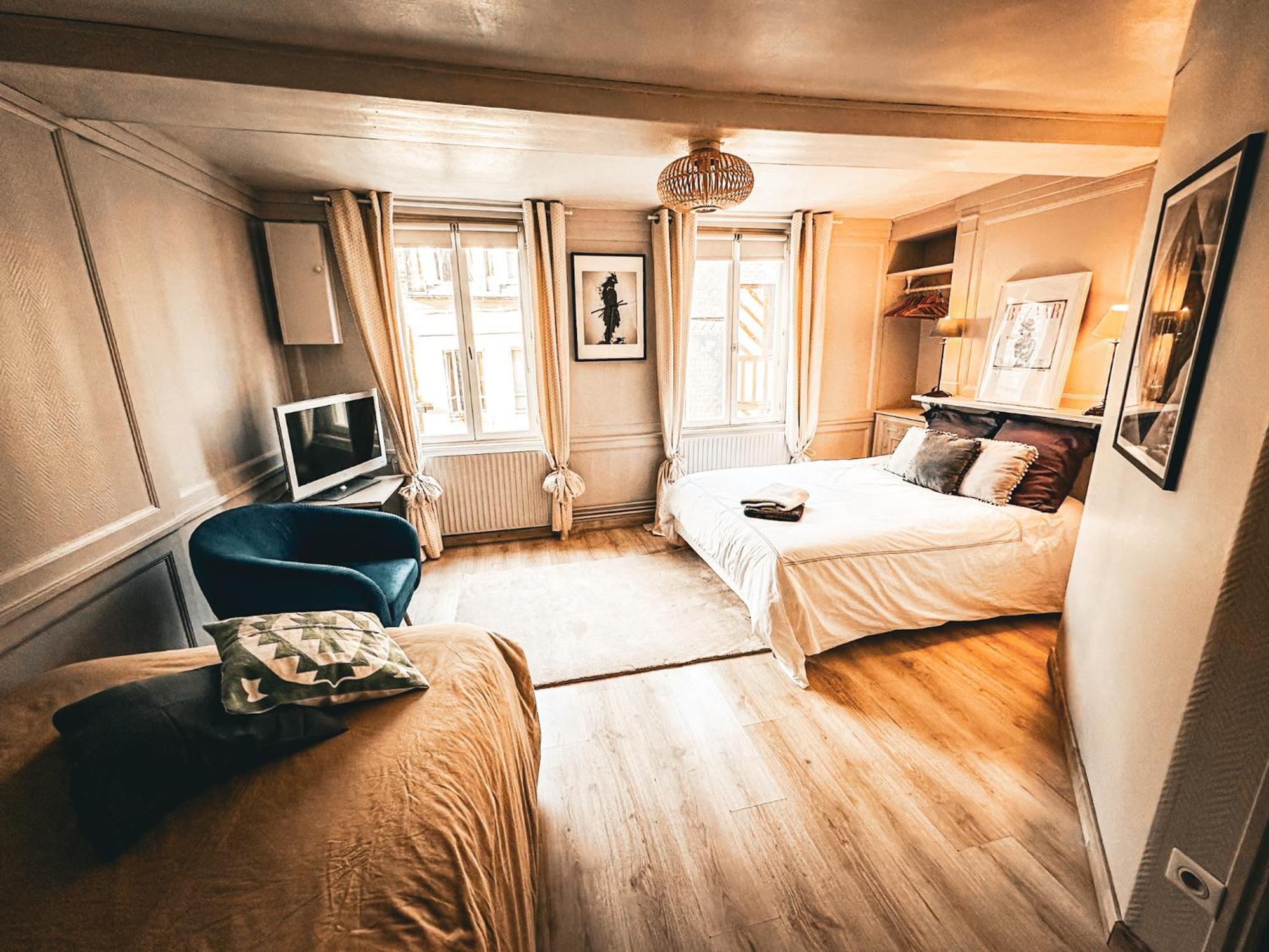 Le 105, Honfleur Panzió Kültér fotó